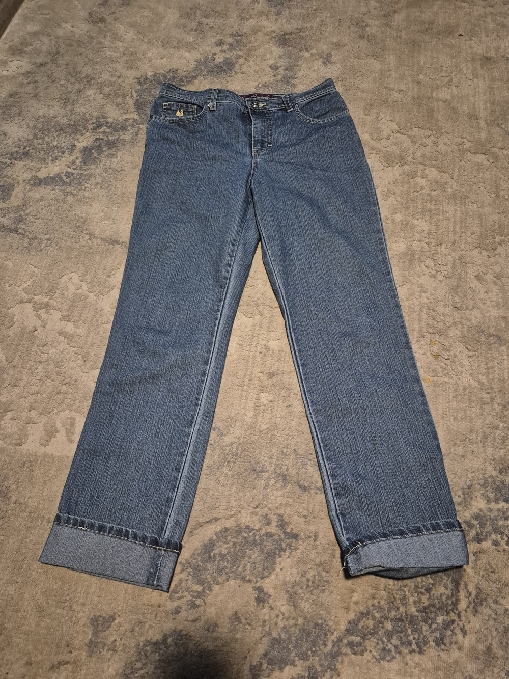 Gloria Vanderbilt Medium Blue Straight-Leg Jeans
